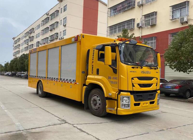 五十鈴100kw裝備型救險(xiǎn)車